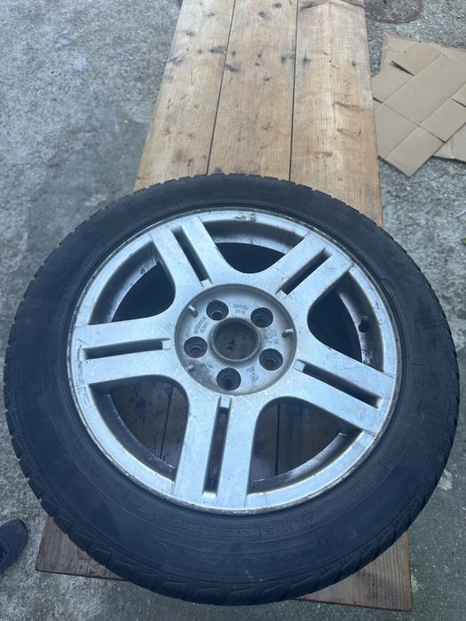 Cauciuc debica 205/55/16 aproape noi