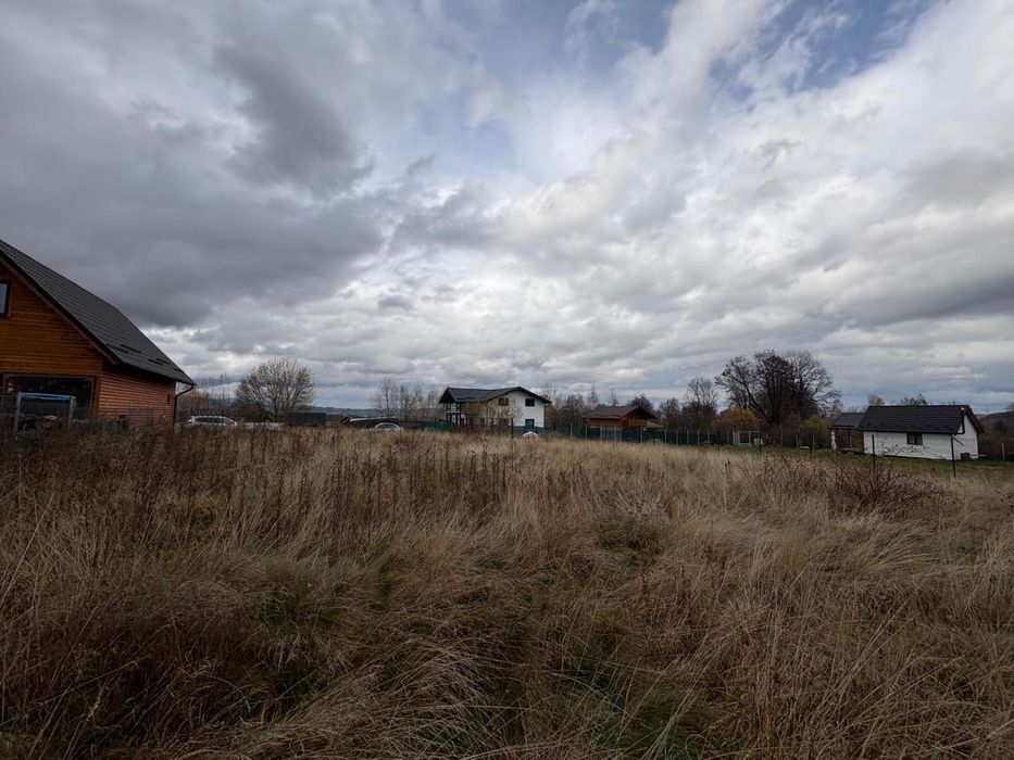 Teren intravilan, proprietar persoana fizica