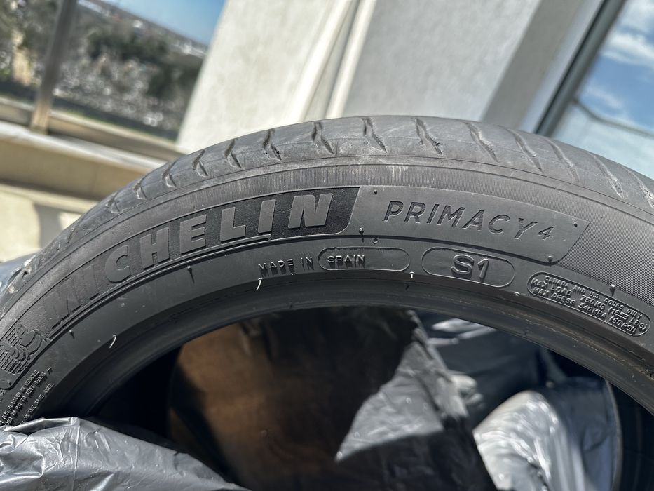 Anvelope Michelin 235/45/18