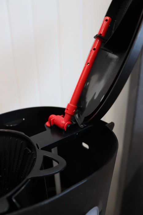 Кафе машина Russell Hobbs Textures plus с лек дефект