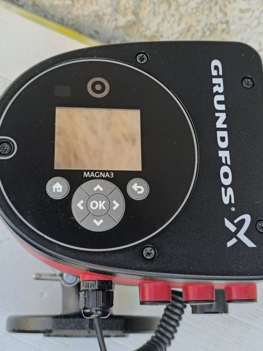 Grundfos MAGNA3 32-100F (220) Циркулационна помпа  със проблем.