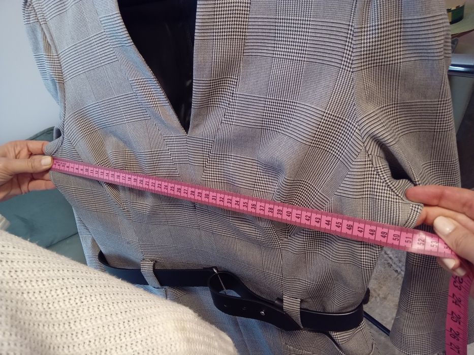 Рокля със естествен колан Karen Millen