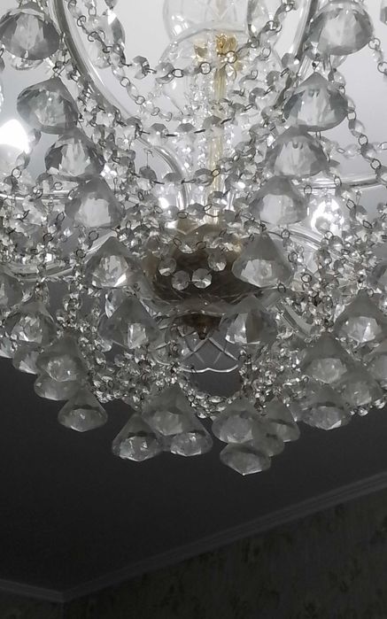 Люстра хрустальная производство Чехия