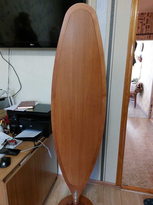 Продам напольное зеркало чистое дерево