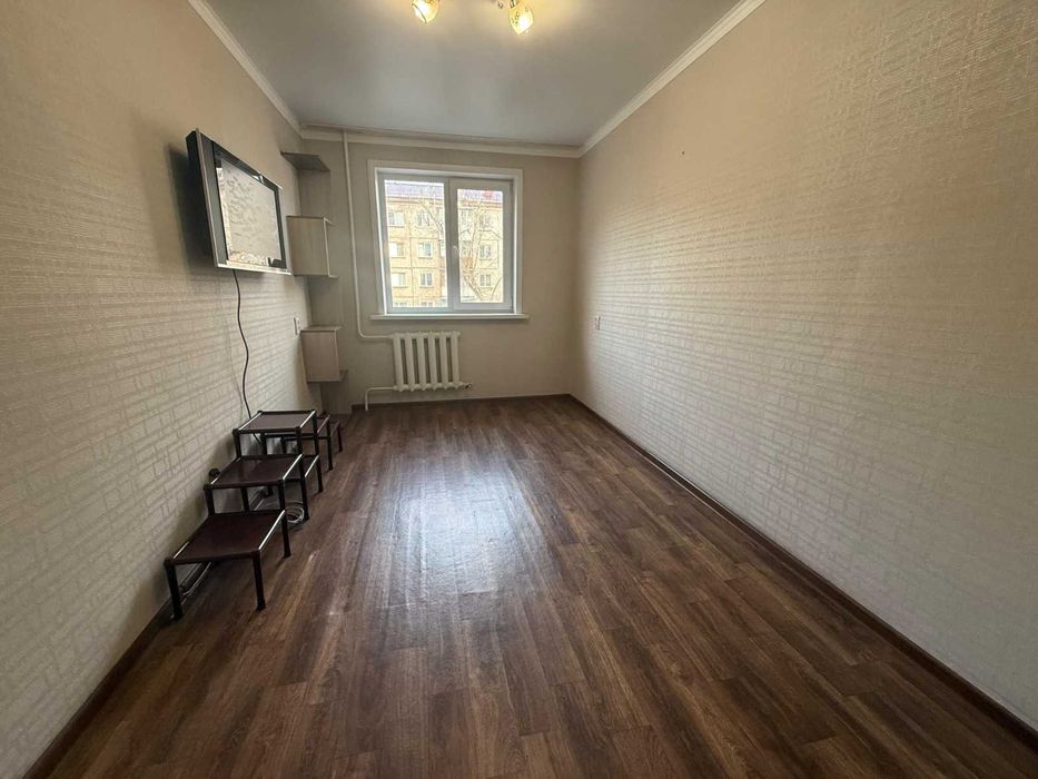 4х комн кв район Айсберга