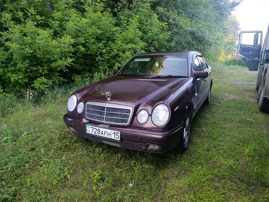 Продам Мерседес в 210 кузове