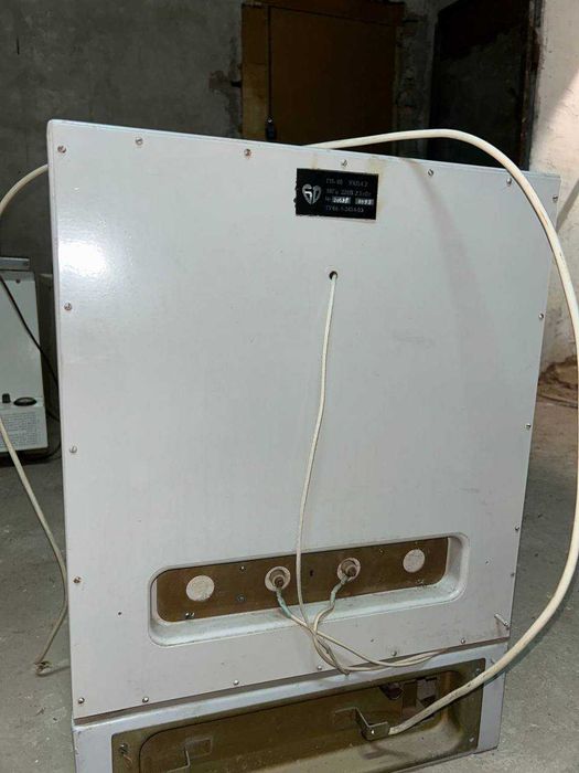 Сухожаровой шкаф с дверцей