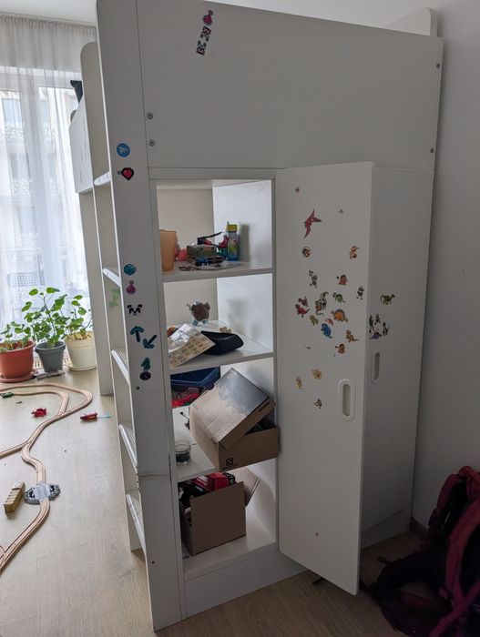 Pat supraetajat ikea