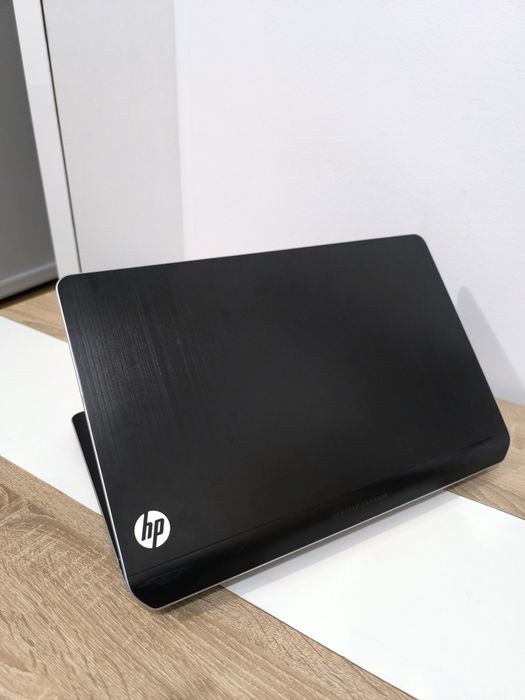 HP 17.3" i7 16gb 240gb ssd Nvidia 2GB