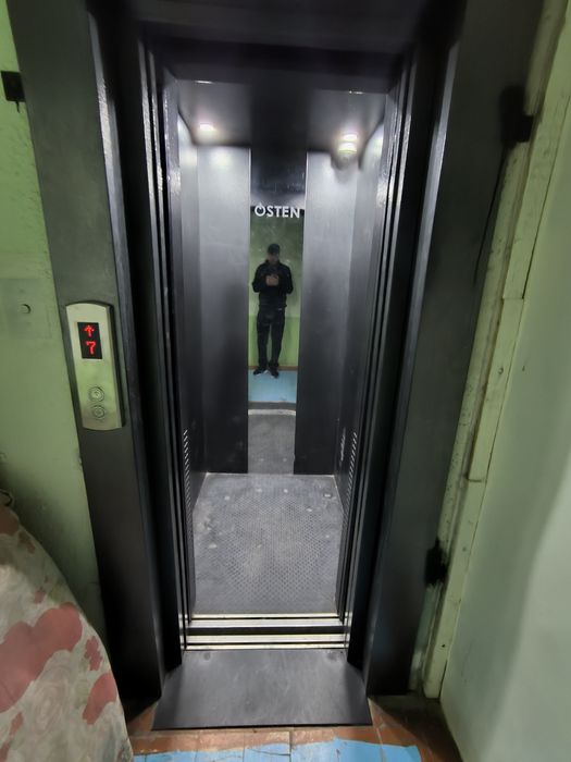 2 х ком. квартиру Сергели ДУСТЛИК 2.  7/9.  70м² . Балкон + лифтовая.