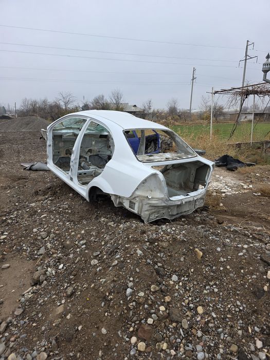 незиа 3 кузуф сотилади аваренни