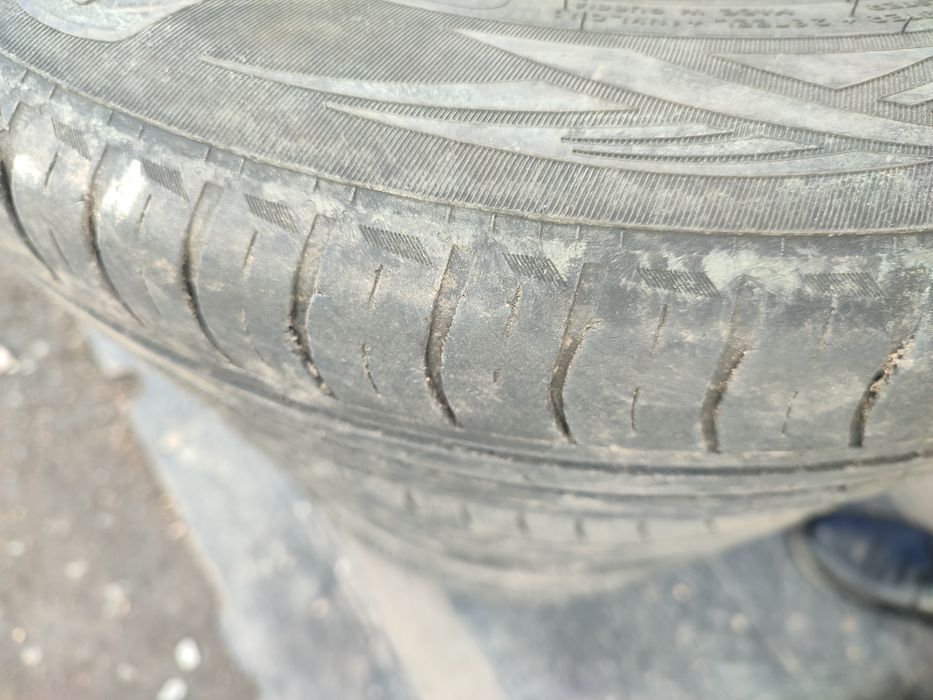 Шины в комплекте на пятнадцать