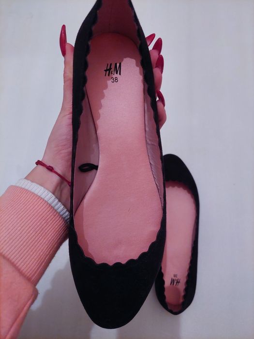 Черни пантофки H&M