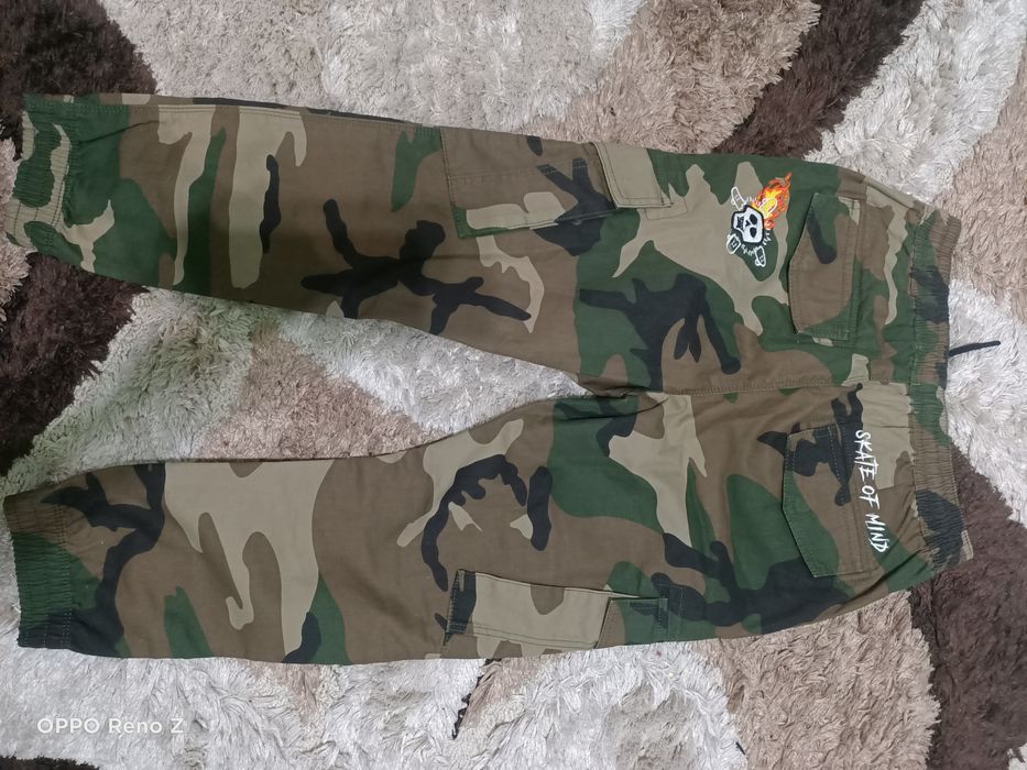 Продам штаны (джогеры) на мальчика