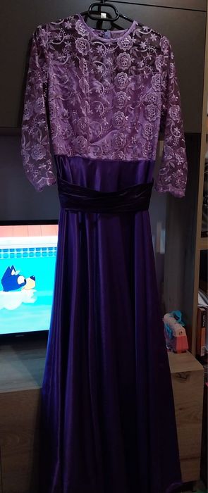 Vand rochite de ocazii mar.38