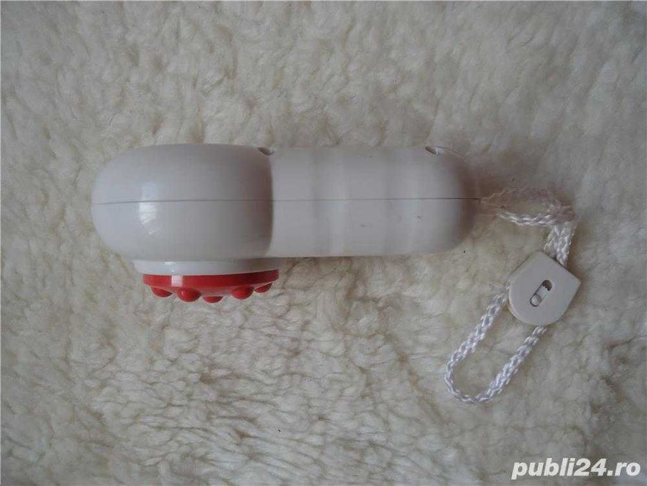 Aparat masaj slabit cu vibratii Relax Tone functioneaza cu 2 bateriiAA