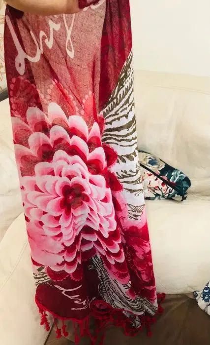 Calvin Klein,Desigual шал