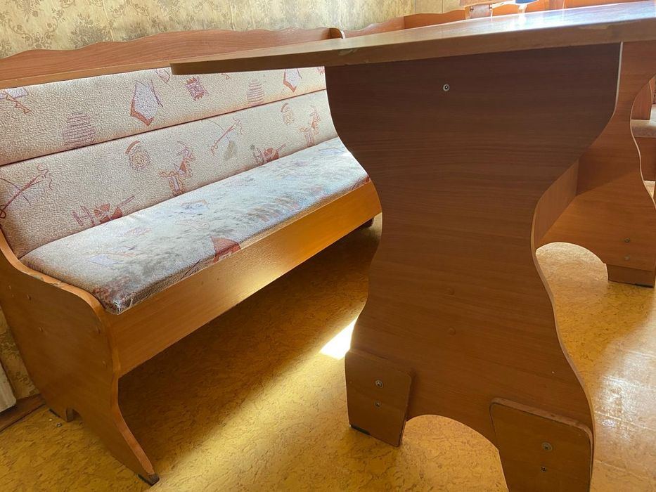 Продаётся кухонный уголок