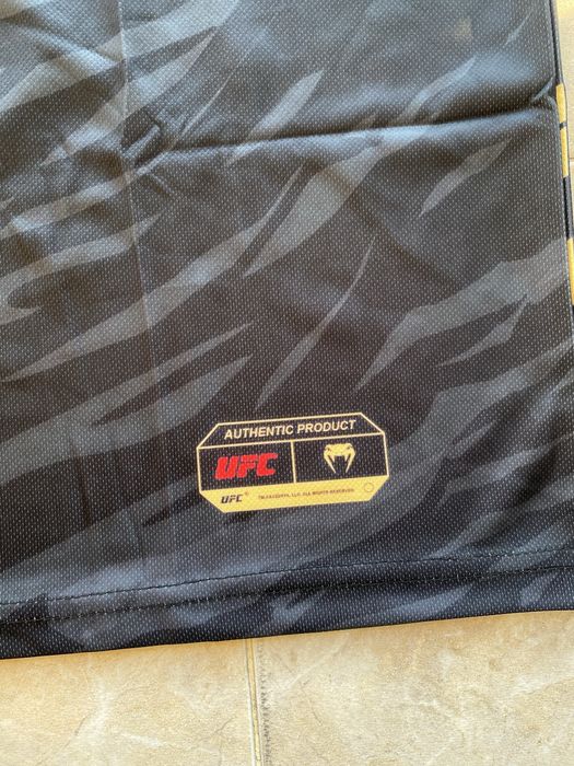 Спортна екипировка тип тениски UFC L,XL,XXL