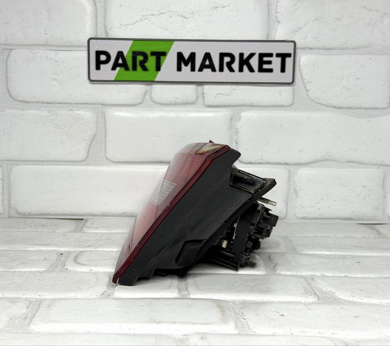 Десен вътрршен стоп AUDI A3 8V 8V4945094A