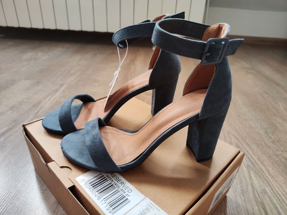 Сандали Reserved