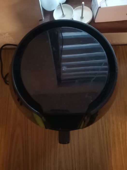 Фритюрник на горещ въздух на Тефал