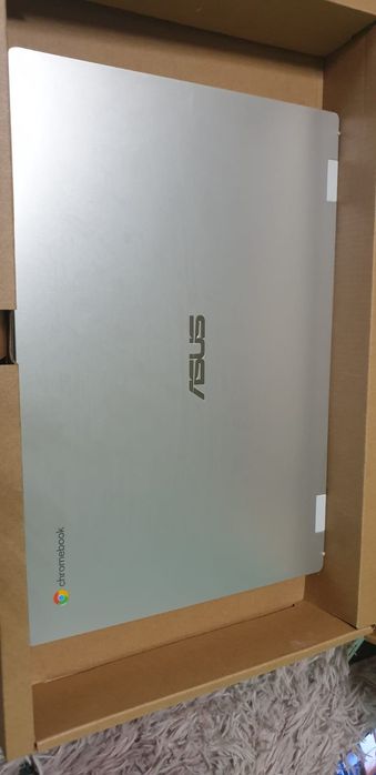 Vând leptop Asus nou chromebook c1500