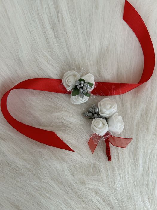 Сватбени бутониери