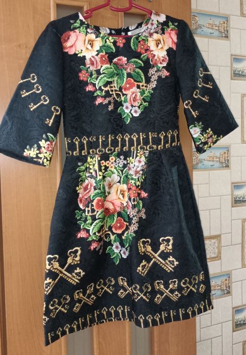 Распродажа платьев