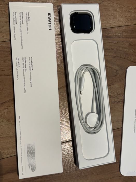 Смарт часовник Apple 7 Series  Midnight Aluminium Case, 41mm