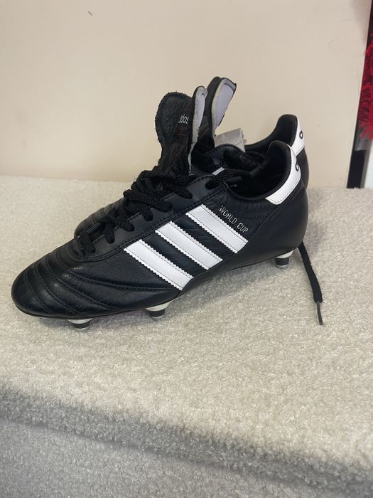 Adidas World Cup / футболни обувки / номер 40