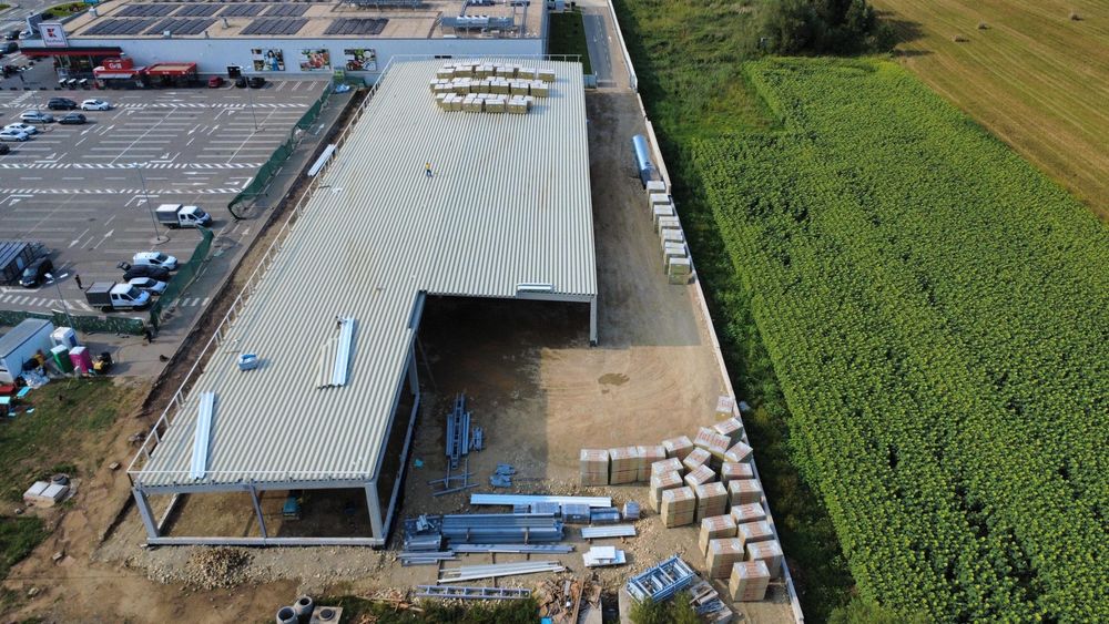 Spatii comerciale de inchiriat in noul retail park din Hateg