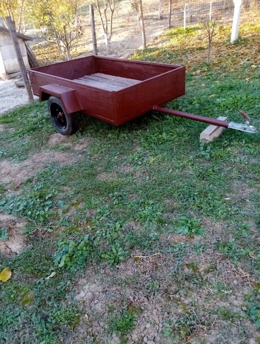 Remorcuță de vânzare