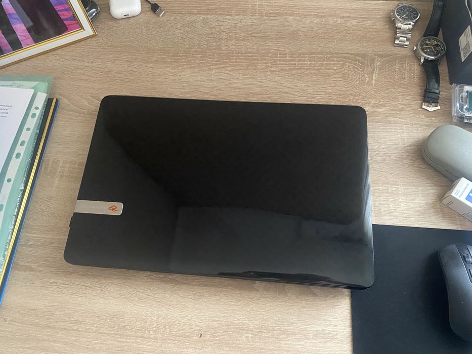 Хорошый ноутбук для работы и игр