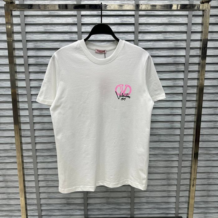 Мъжки тениски различни модели