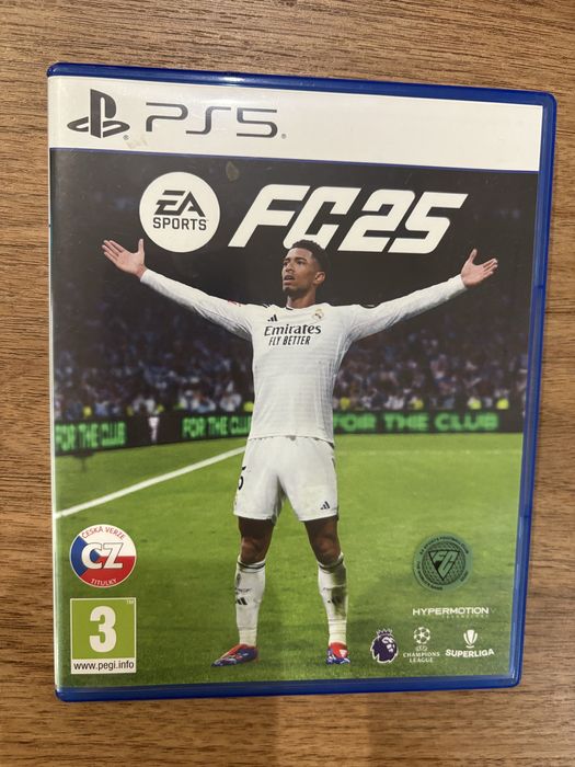 Игра FIFA 25 за PlayStation 5.