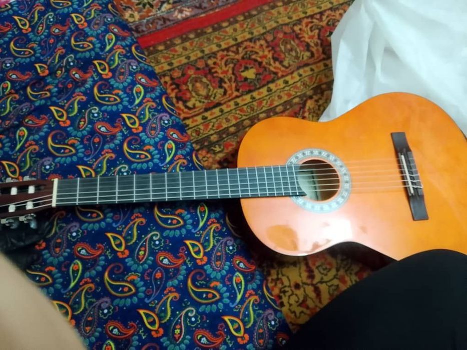 Новый Гитара CARAYA