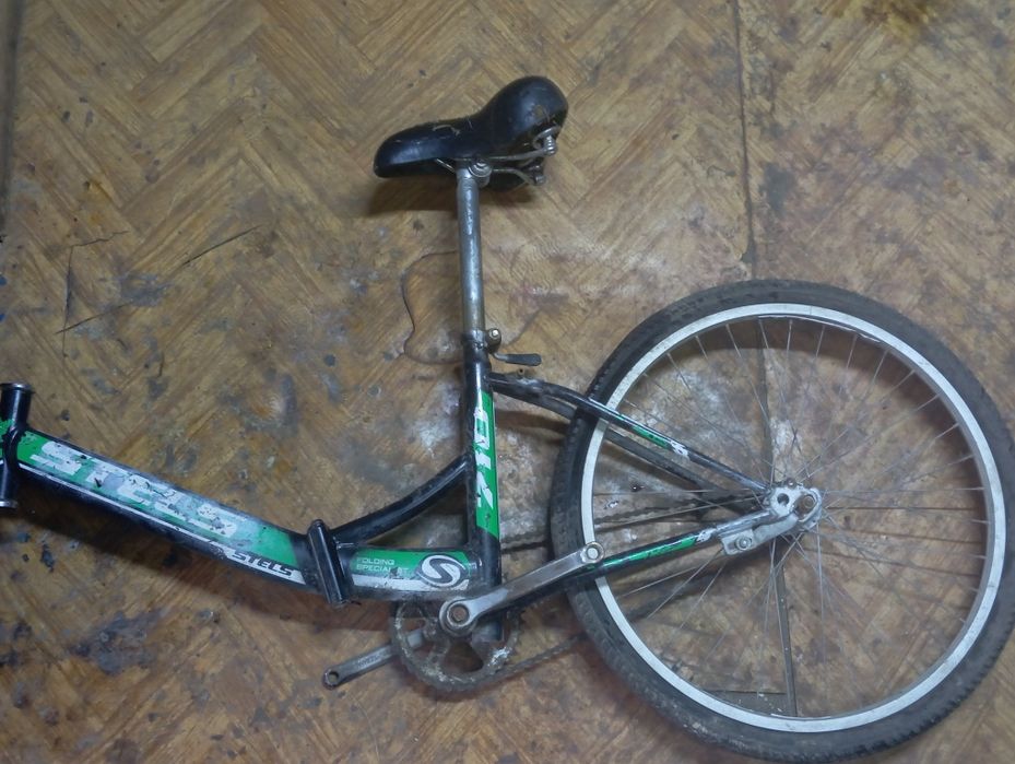 Продам на запчасти велосипед