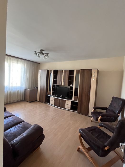 Apartament cu 4 camere de inchiriat in Zalau