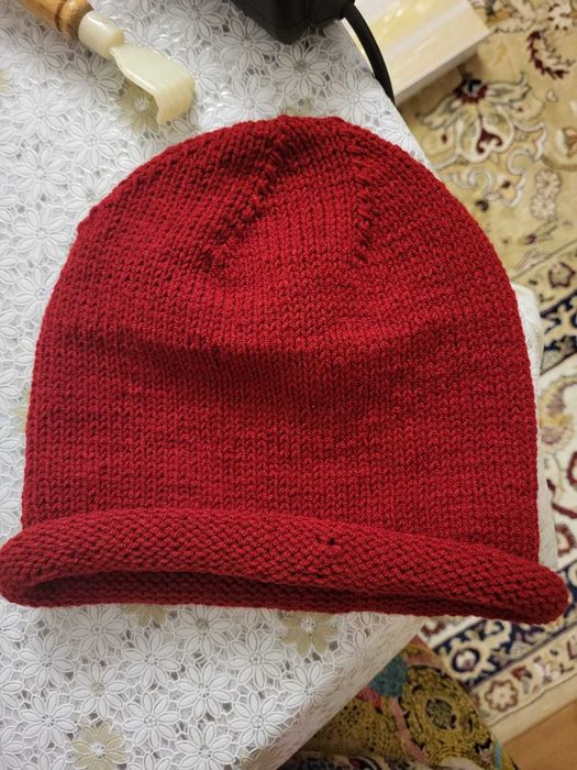 Продам вязаные шапки