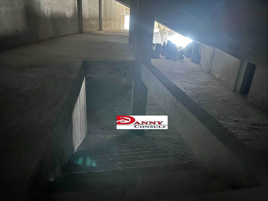 Търговско помещение с предназначение за дискотека в гр. Велико Търново