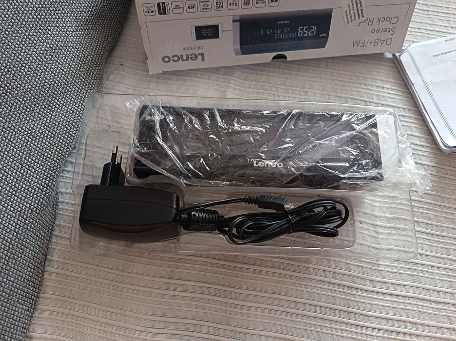 Ceas cu radio Lenco CR-630BK Ca nou
