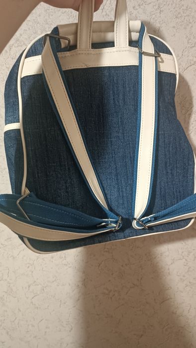 Продам  два новых рюкзока