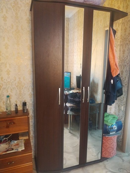 Продам шкаф для одежды