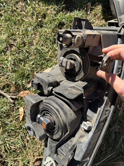 Фарове от Рав 4 2006