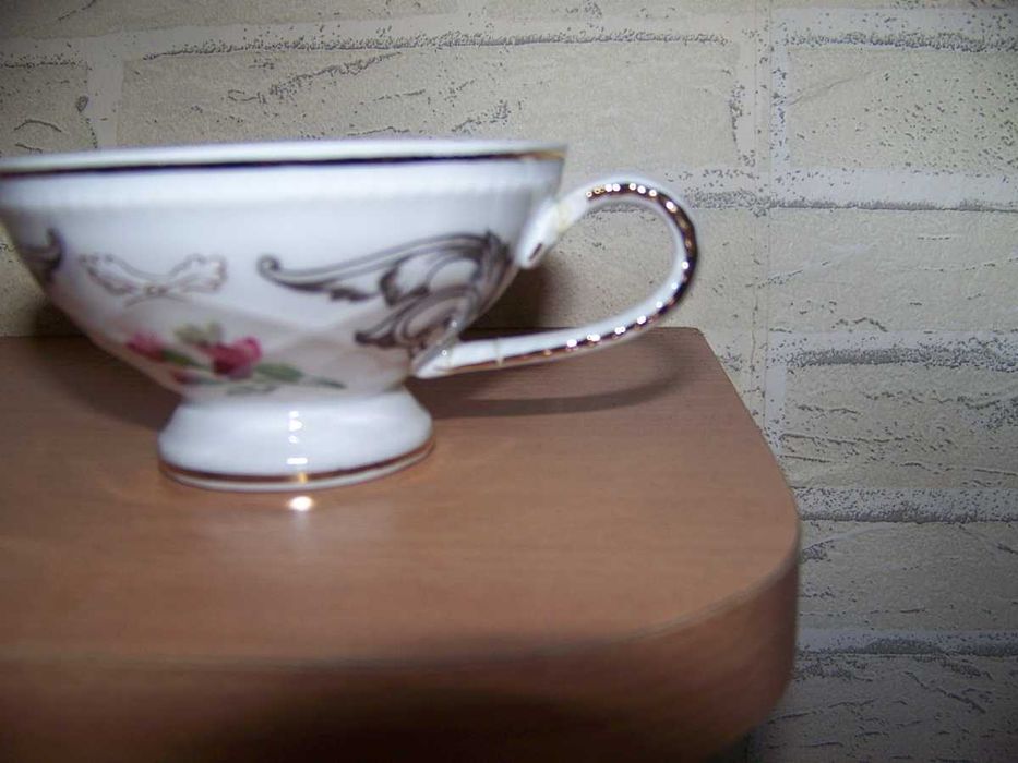 Set ceasca cu farfurioara din portelan pentru cafea sau ceai