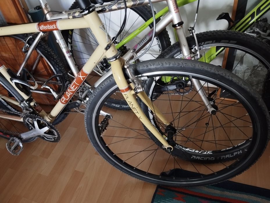 Bicicleta Hybrid otel Planet X Kaffenback