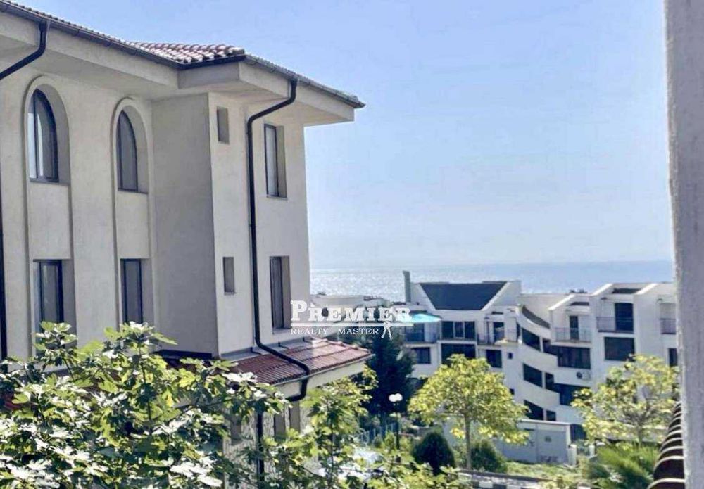 Продава се Двустаен апартамент в Свети Влас - 72 кв.м за 1584 €/кв.м - Снимка #13