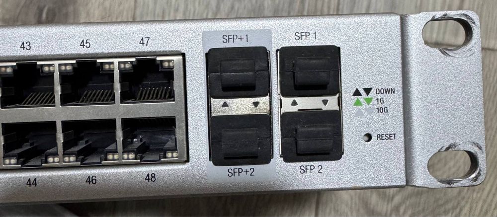 US-48 без POE - Unifi Ubiquity switch коммутатор админ