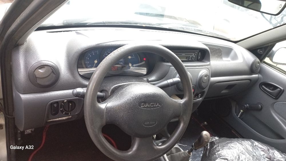 Vind dacia solenza